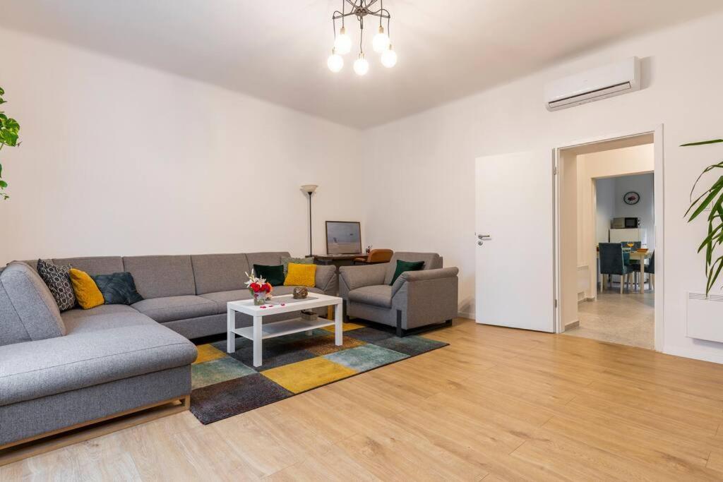 Petrova Street Apartment Zagreb Exterior foto